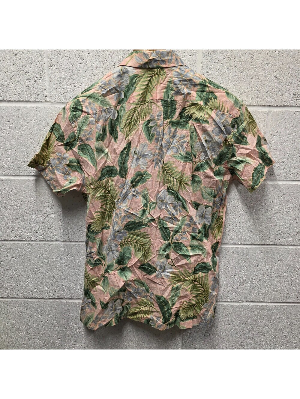 Tori Richard Hawaiian Shirt Mens M Honolulu Pink  Tropical Palm Leaves 21x30 - Picture 4 of 7